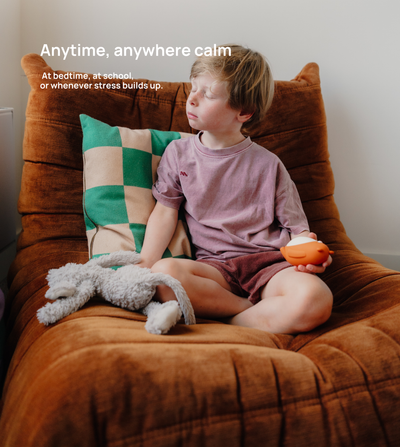 Child breathing with moonbuddy [en]